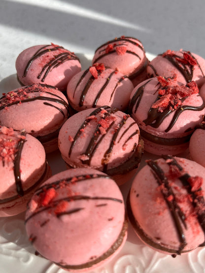 Valentine's Bouquet Subscription Special (FREE MACARONS)